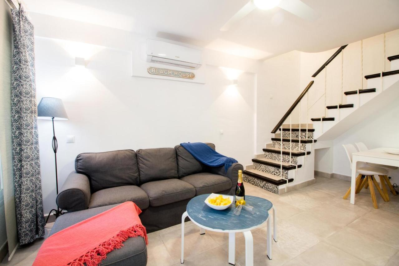 Perfectly Located Beachside Apartment In Elviria Marbella Kültér fotó
