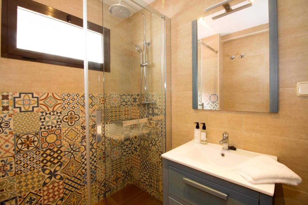 Perfectly Located Beachside Apartment In Elviria Marbella Kültér fotó