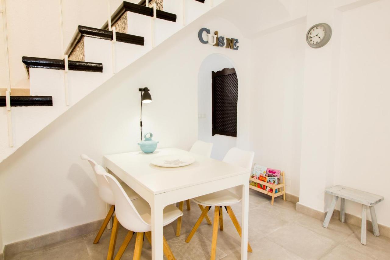 Perfectly Located Beachside Apartment In Elviria Marbella Kültér fotó